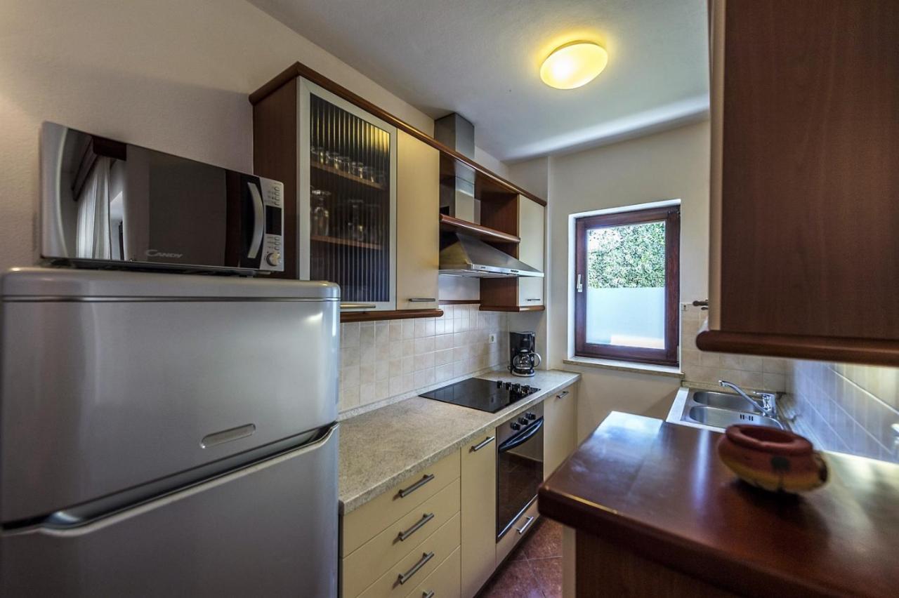 Spacious Three-Bedroom Villa Balun With Pool Porec Bagian luar foto