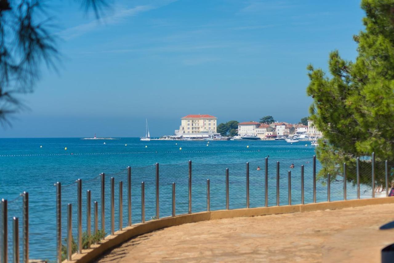 Spacious Three-Bedroom Villa Balun With Pool Porec Ruang foto